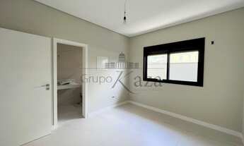 Imagem 6: Casa de Alto Padrão - Residencial Jardim do Golfe III - 430m² - 5 Suítes