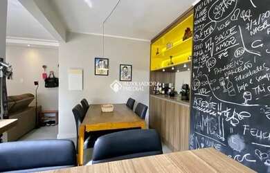 Imagem 5: Apartamento para venda possui 80 metros quadrados com 2 quartos em Floresta - Porto Alegre