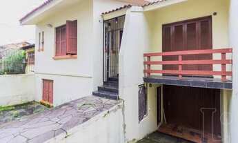 Imagem 2: Casa para Venda - 150m², 4 dormitórios, sendo 1 suites, 5 vagas - Teresópolis