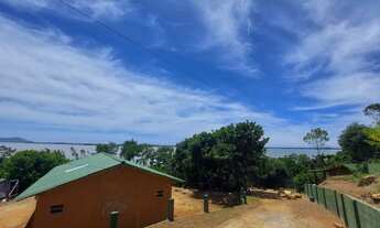 Imagem: Sítio na beira da lagoa e vista panôramica