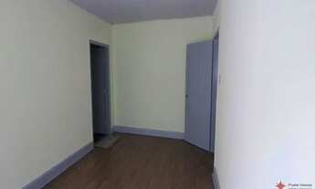 Imagem 6: CASA INDEPENDENTE COM 01 DORMITÓRIO, SALA, COZINHA E GARAGEM COBERTA P/ 01 AUTO. LOCALIZAD