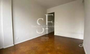 Imagem 2: Andaraí - Rua Silva Teles - Apartamento desocupado, quarto e sala, dependência - Próximo a