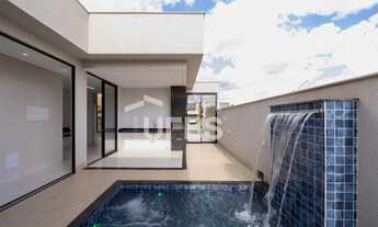 Imagem 5: Casa térrea no Condomínio Parqueville Jacarandá Aparecida de Goiânia 3 suítes