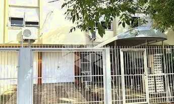 Imagem 2: Apartamento de 1 quarto térreo e com 2 pátios no Menino Deus ao lado do Supermercado Nacio