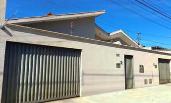 Imagem: Duas casas à venda no mesmo lote Casa de
