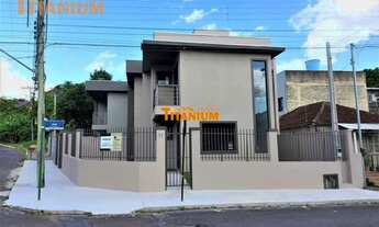 Imagem: Sobrado Novo, com 3 dormitórios, sendo