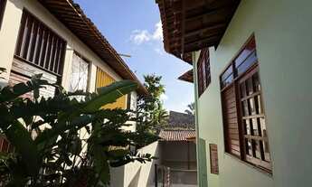 Imagem 2: Casa com 5 suítes sendo uma com closet, piscina e churrasqueira, no Jardim Petrópolis