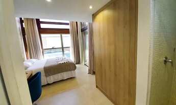 Imagem 7: Cobertura - 2/4 suites vista mar