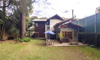 Imagem 4: Casa de Rua com Quintal Verde e Espaço Gourmet, 3 quartos 4 Vagas à venda, 200m²- Santa Fe