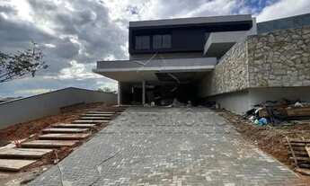 Imagem 2: SOBRADO EM CONDOMINIO COM 4 SUITES COM CLOSET RESIDENCIAL SAINT PATRICK