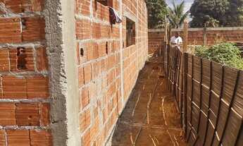 Imagem 3: Vendo lote com casa a terminar