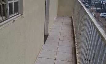 Imagem 2: Alugo Apto 2Qtos com sacada Qd 400