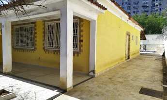 Imagem 2: Casa para Venda em São Gonçalo, Mutondo, 3 dormitórios, 1 suíte, 3 banheiros, 5 vagas