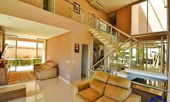 Imagem 4: Casa A Venda de 440m² Com 4 Dormitorios Sendo 4 Suites e 6 Vagas de Garagem No Residencial