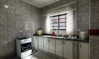 Imagem: Casa com Edículas à Venda na Vila Mathiensen