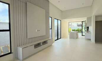 Imagem 2: Casa pronta no Terras Alphaville, 3 suítes climatizadas, piscina e 10 min do Beach Park