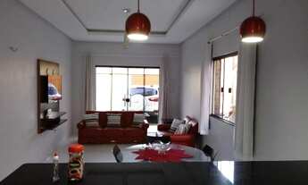 Imagem 3: Casa com 2 quartos, 2 banheiros e garagem