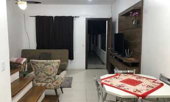 Imagem 2: Praia de Rainha do Mar. Sobrado semi mobiliada, 2 dormitórios, banheiro e um lavabo