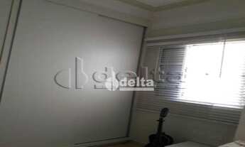 Imagem 5: Casa com 3 dormitórios à venda, 210 m² por R$ 840.000,00 - Santa Mônica - Uberlândia/MG