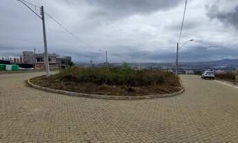 Imagem 7: Lote com 476m² na Avenida principal do Loteamento Real Garden - Alto do bairro Marista