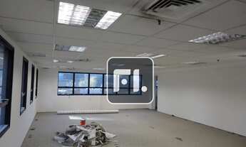 Imagem 3: Conjunto, 133 m² - venda por R$ 1.500.000,05 ou aluguel por R$ 6.000,01/mês - Vila Olímpia