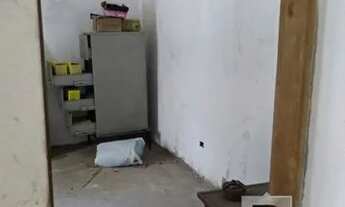 Imagem 7: OPORTUNIDADE -133 m² - Casa em reforma inacabada , 3 dorm, sem vaga, sala, coz, quintal 2