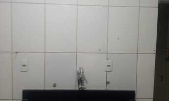 Imagem: Aluga-se casa frente de rua 2/4