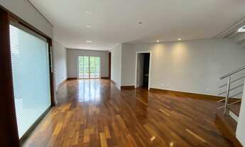 Imagem 3: Casa para aluguel possui 300 metros quadrados com 3 quartos sendo 3 suítes, vaga 4 carros