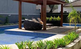 Imagem 7: Casa de condomínio para aluguel e venda tem 680 metros quadrados com 4 quartos