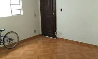 Imagem 2: Edícula com 1 dormitório para alugar, 75 m² por R$ 1.000,00/mês - Bosque dos Eucaliptos