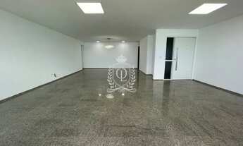 Imagem 6: AC- Cobiçado apartamento com 225m2 4sts - Condominio mais desejado de Recife