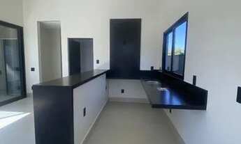 Imagem 5: Casa com 3Q à venda, 180 m² por R$ 1.100.000 - Terras Alpha 1 - Senador Canedo/GO