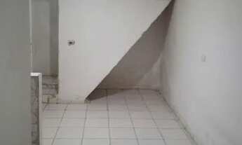 Imagem 2: Aluga-se kitnet Casa com 1 dormitório