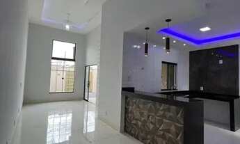 Imagem 4: CASA Á VENDA Casa com 3 dormitórios