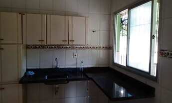 Imagem: Casa multifamiliar com 03 pavimentos