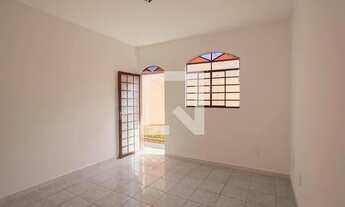 Imagem 3: Casa à Venda - Santa Mônica, 2 Quartos, 60 m2