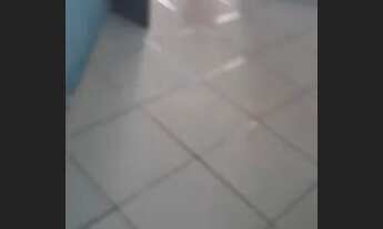 Imagem 3: Casa sozinha no terreno