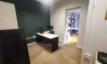 Imagem 7: Casa Sobrado à venda Petrópolis quase Protásio Alves