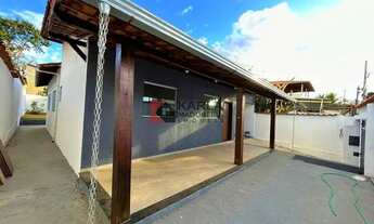 Imagem 2: CASA 04 QUARTOS E GOURMET NO JARDIM IPÊ!