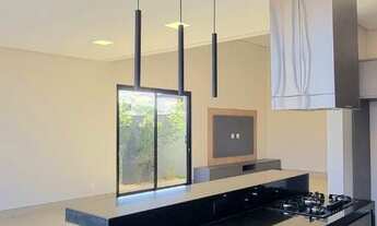 Imagem 7: Casa de condomínio para aluguel com Piscina e 3 Quartos suítes