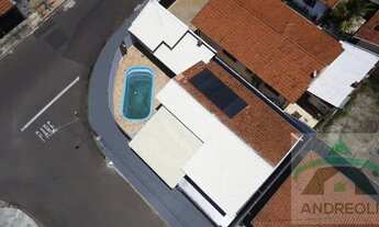 Imagem 4: Casa para Venda em Botucatu, Altos do Paraíso, 3 dormitórios, 1 suíte, 2 banheiros, 2 vaga