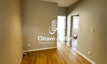 Imagem 2: Imóvel para venda com 48 metros quadrados com 2 quartos em Centro - Florianópolis - SC