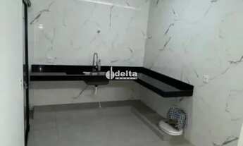 Imagem 7: Casa residencial com 3 quartos sendo 1 suíte disponível para venda no bairro Segismundo Pe