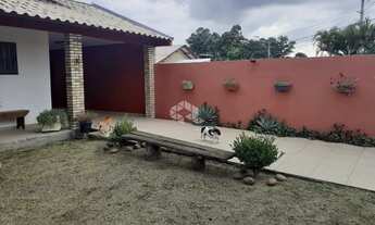 Imagem 2: Casa 3 dormitórios, 1 suíte, 4 vagas, bairro Lami