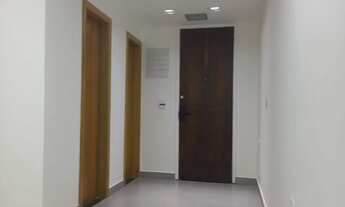 Imagem 7: Linda Sala Comercial Completamente Reformada