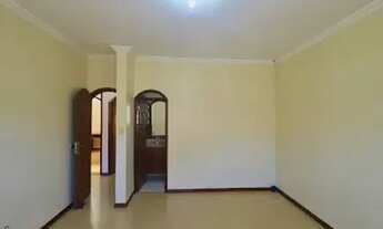 Imagem 2: CONDOMÍNIO DOS ADVOGADOS, 250m2 , 2 SUÍTES COM CLOSET, VARANDA, PISCINA, JARDIM, 4 VAGAS