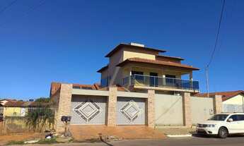 Imagem: Vendo sobrado 4 suítes,piscina,no centro