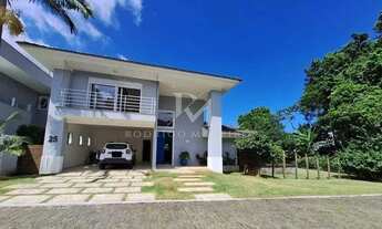 Imagem: Casa à venda com 3 suítes em condomínio