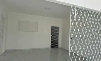 Imagem 3: Casa à Venda - 2 Quartos | Bairro Cinza