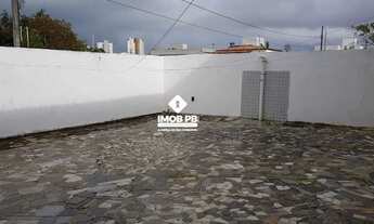 Imagem 5: Imóvel para venda possui 304 metros quadrados com 6 quartos em Amazônia Park - Cabedelo